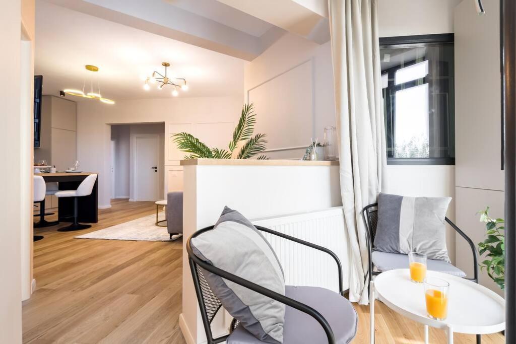 布加勒斯特Stunning Views 3Br Sunny Flat - Amazing Terrace公寓 外观 照片